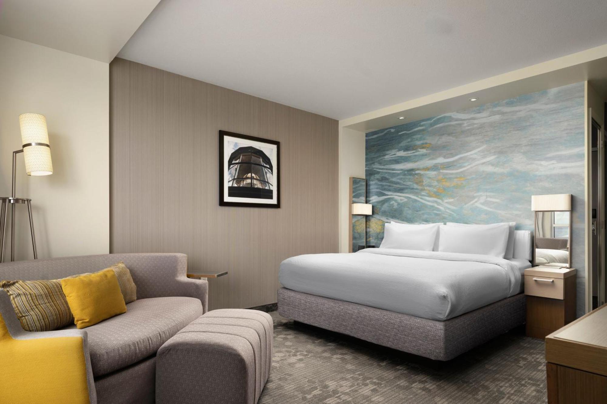 Отель Courtyard By Marriott Erie Bayfront Экстерьер фото